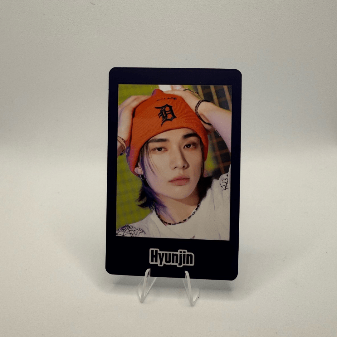 Stray Kids Japan JYP Pop Up Photocards – Photocards (Hyunjin / / ) | HobiEgo