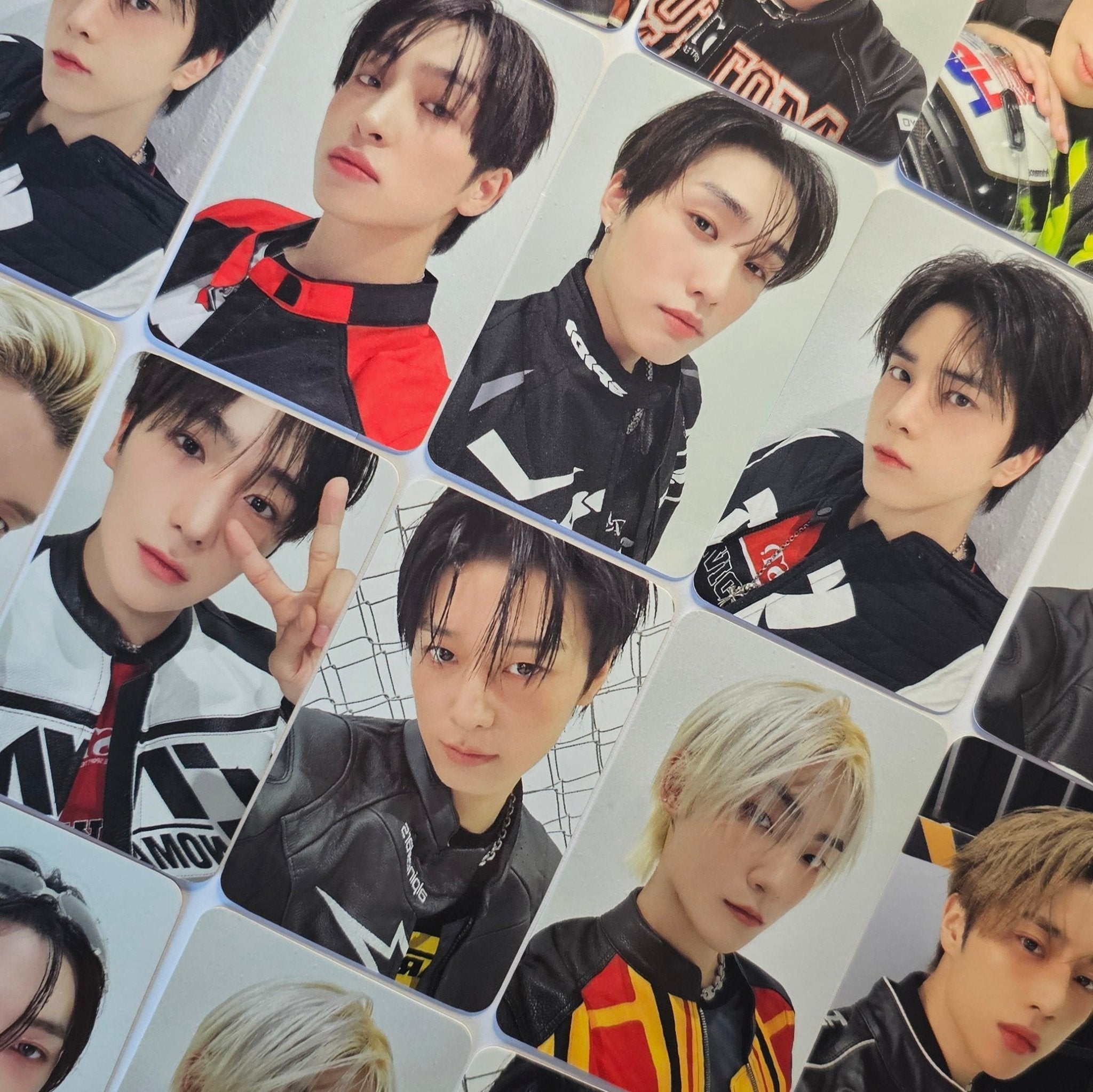 THE BOYZ THE FAST 2025 Season's Greetings Pre - Order Benefit Photocards – photocard (Sangyeon / / ) | HobiEgo