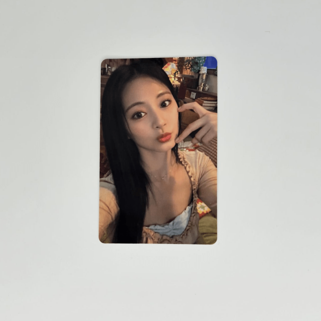 TWICE 13th Mini Album With YOU - th JYP SHOP Photocards – Photocards (Tzuyu / / ) | HobiEgo