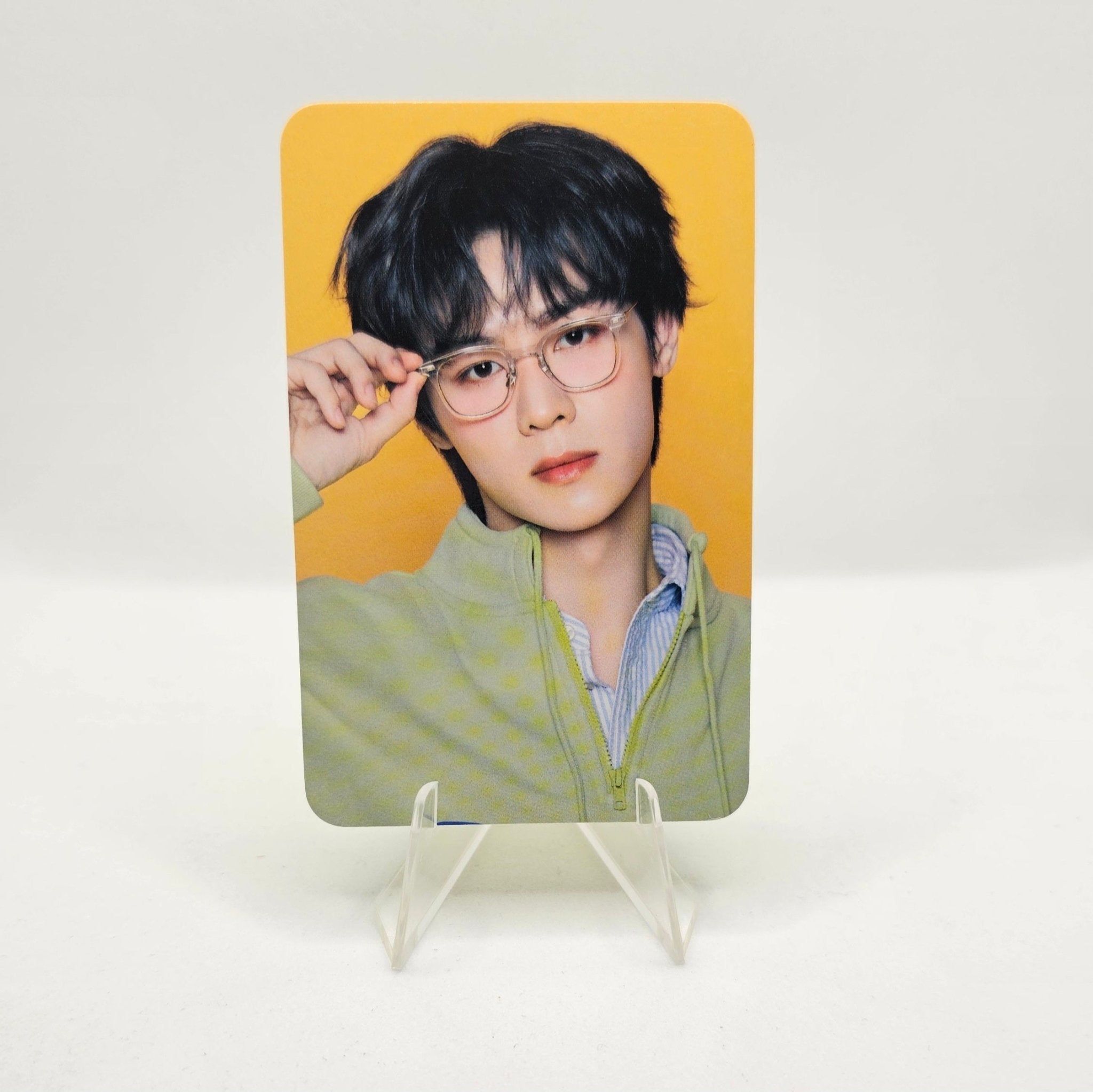 WayV 2025 Season's Greetings Aladin Photocards – photocard (Kun / / ) | HobiEgo