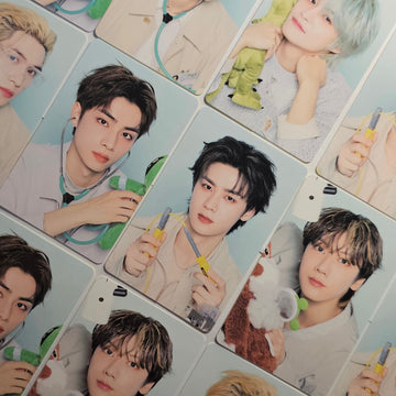WayV 2025 Season's Greetings SM STORE Photocards – photocard  (Kun / / ) | HobiEgo