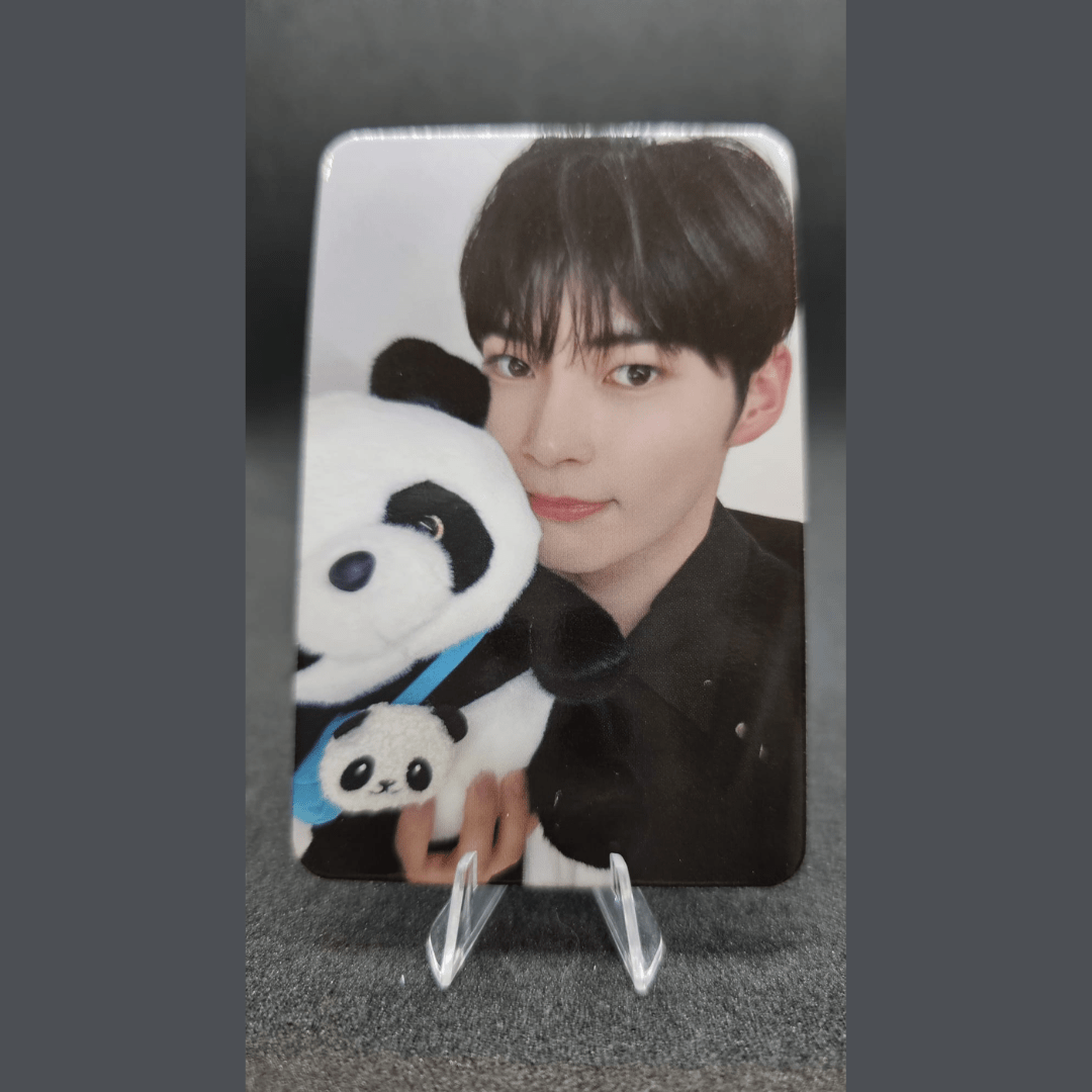 ZEROBASEONE 3rd Mini Album You had me at HELLO APPLE MUSIC Photocards – Photocards (Sung Han Bin / / ) | HobiEgo
