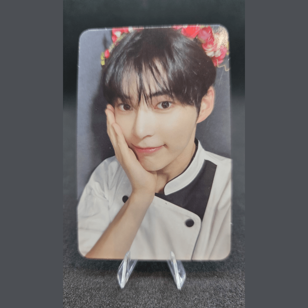 ZEROBASEONE 3rd Mini Album You had me at HELLO MAKESTAR Digipack Photocards – Photocards (Sung Han Bin / / ) | HobiEgo