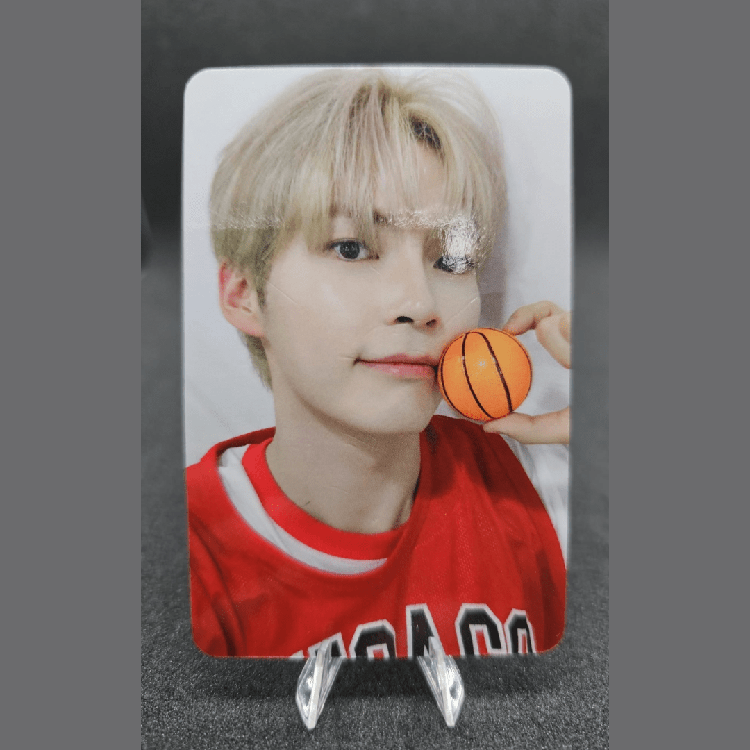 ZEROBASEONE 4th Mini Album CINEMA PARADISE APPLE MUSIC Digipack Photocards – Photocards (Sung Han Bin / / ) | HobiEgo