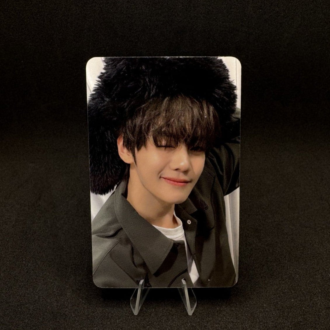 ZEROBASEONE 5th Mini Album BLUE PARADISE APPLE MUSIC Photocards – Photocards (Kim Gyu Vin / / ) | HobiEgo