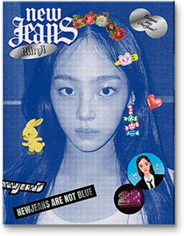 NewJeans 1st EP 'New Jeans' Bluebook Version