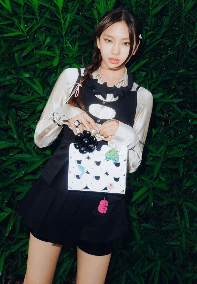 NewJeans 2nd EP Get Up (Bunny Beach Bag Ver) – album (Minji (White) / / ) | HobiEgo